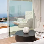 Casta Diva Luxury Villa