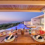 Casta Diva Luxury *