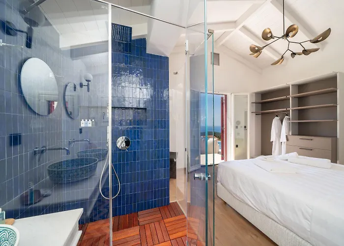 Casta Diva Luxury Villa *